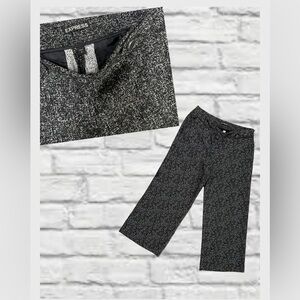 Express Capri Wide Leg Knit Pants Size 2 Women’s Black & White Side Zip